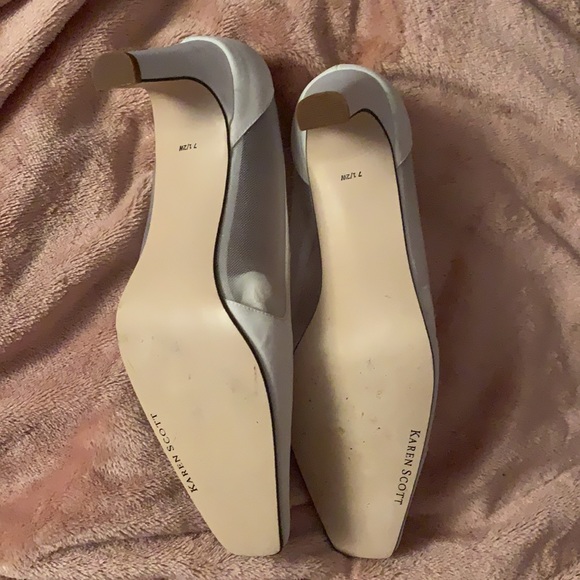 New white cloth Karen Scott 2 1/2 in. heel - Picture 3 of 4